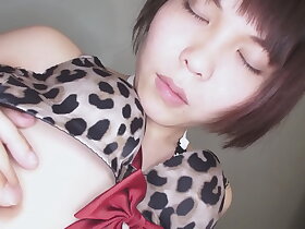 制服姿でご奉仕しちゃう素人娘 - 鴨川すみれ 1